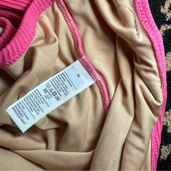 Old navy brand ribbed pink one piece size large - Picture 2 of 6